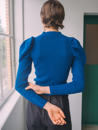 Gather Sleeve Knit Top