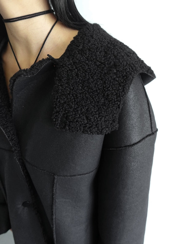 モデル身長:158cm / カラー:Black