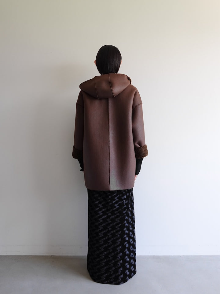 モデル身長:162cm / カラー:KhakiBrown