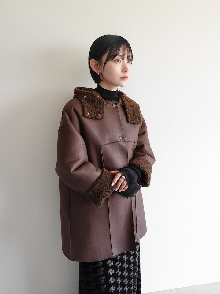 モデル身長:162cm / カラー:KhakiBrown