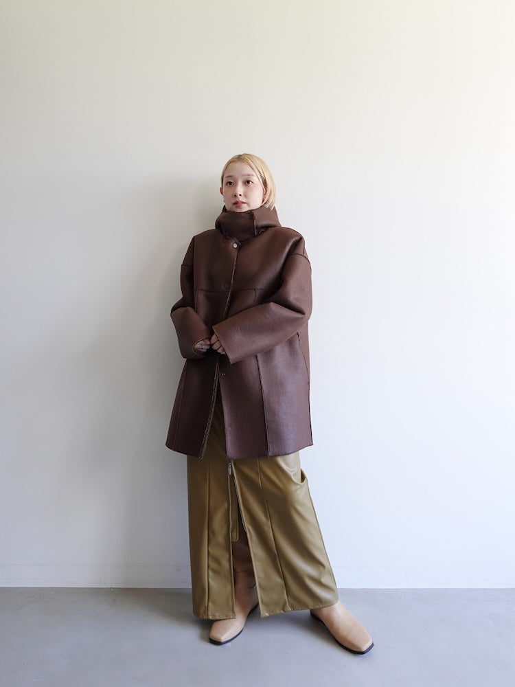 モデル身長:153cm / カラー:KhakiBrown