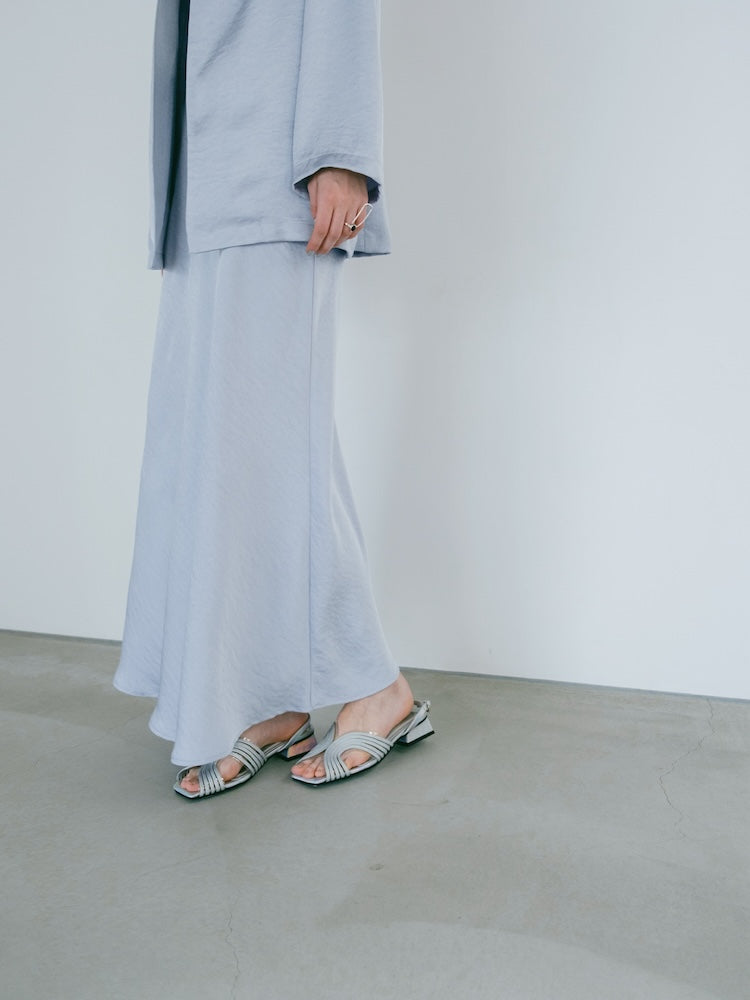 モデル身長:172cm / カラー:LightBlue / モデル着用サイズ:M