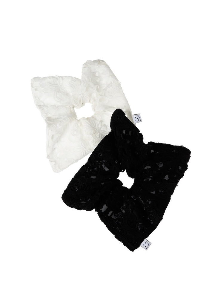 Square Lace Chouchou "Helen"