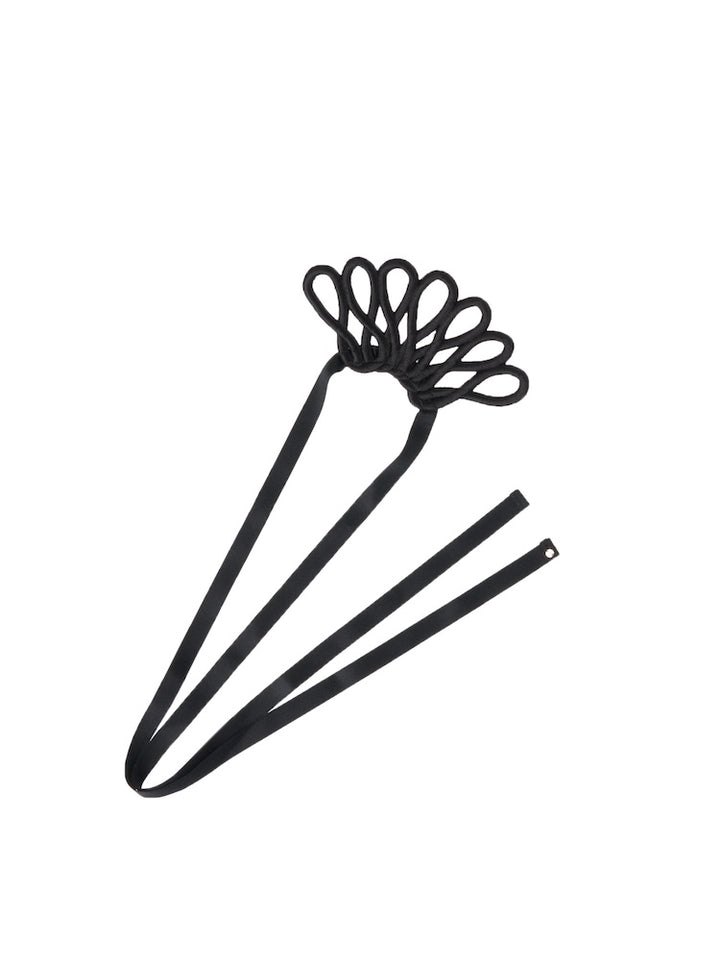 カラー:Black ※スタジオにてフラッシュを焚いて撮影