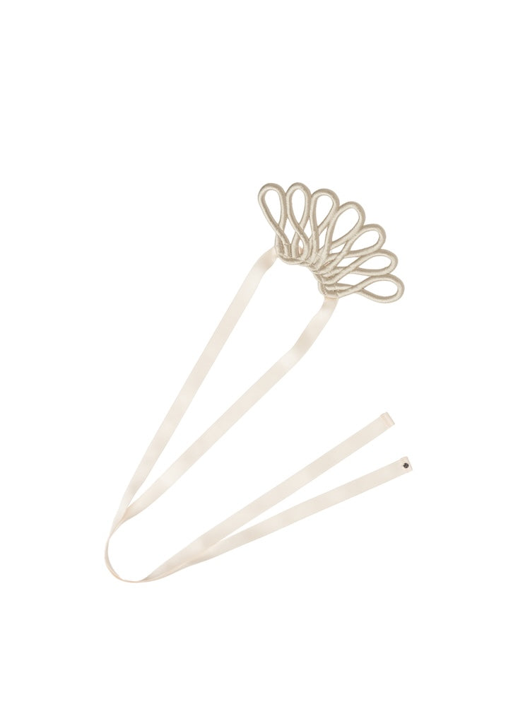 カラー:Greige ※スタジオにてフラッシュを焚いて撮影