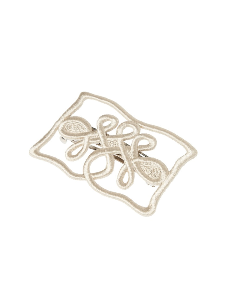 カラー:Greige ※スタジオにてフラッシュを焚いて撮影