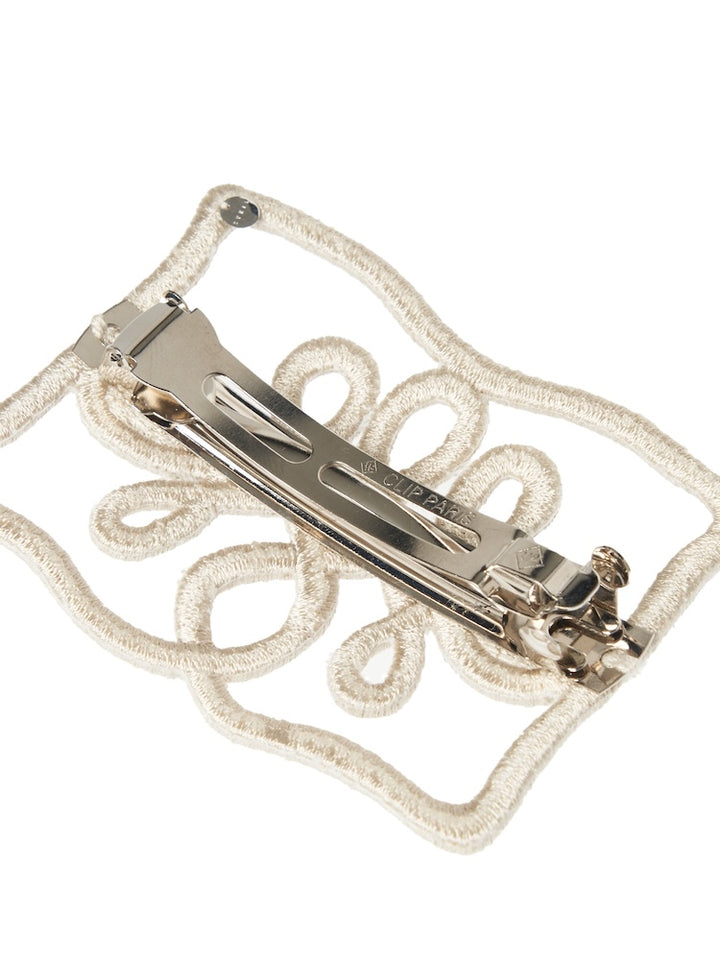 カラー:Greige ※スタジオにてフラッシュを焚いて撮影