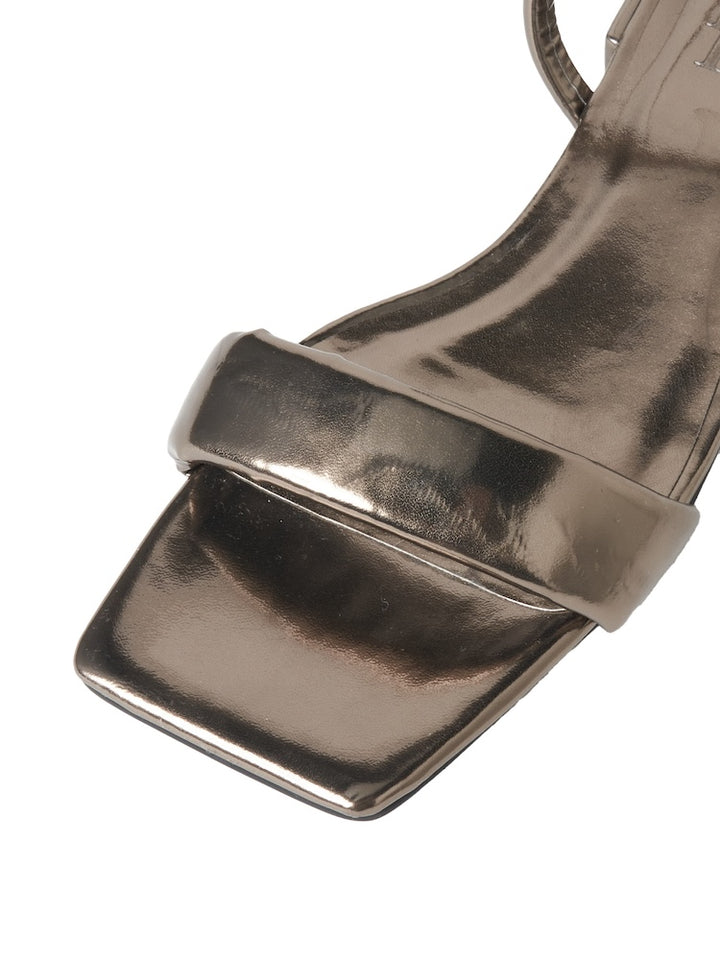 カラー:Brown / サイズ:S, M, L