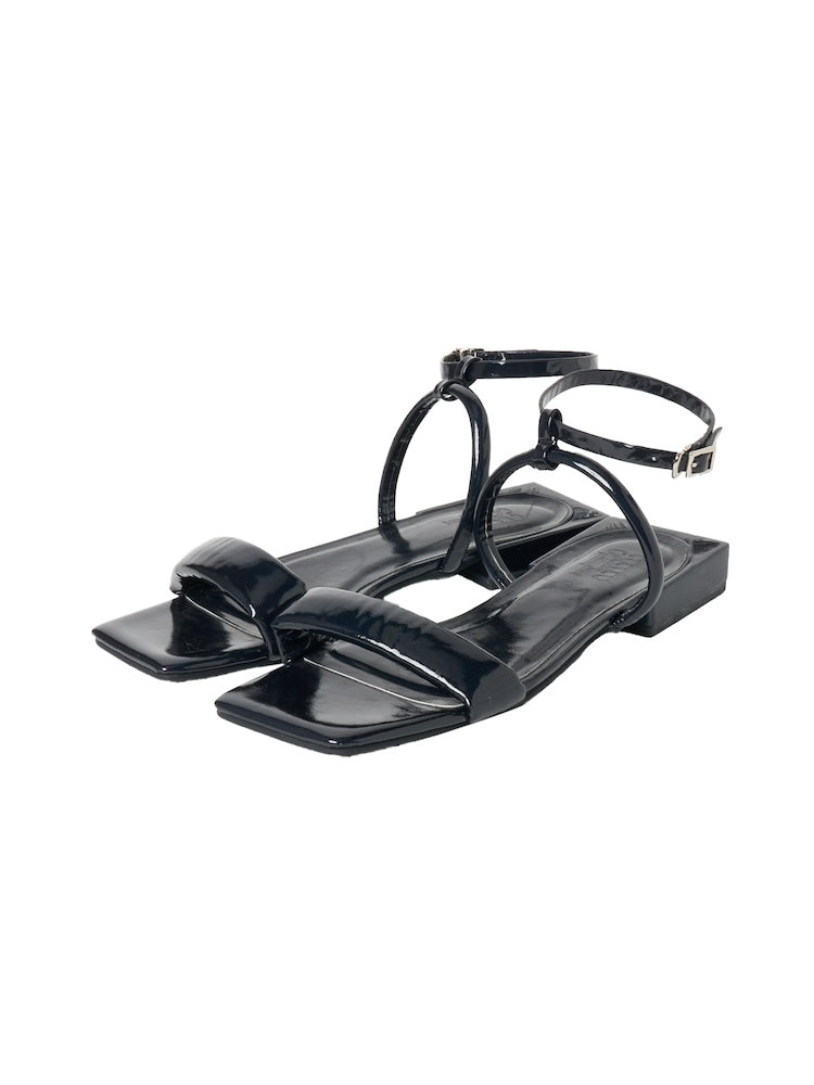 カラー:Black / サイズ:S, M, L