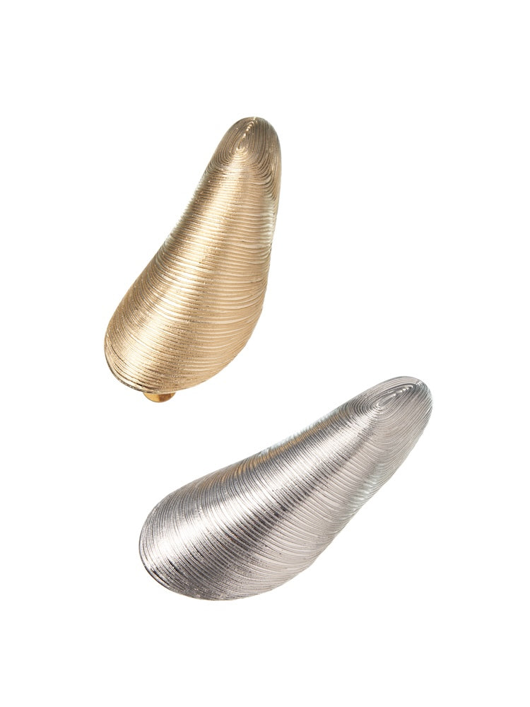 それぞれ巾着が付属します