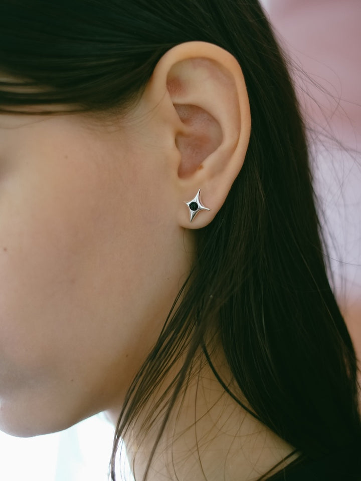 カラー:Silver × Onyx (Black)