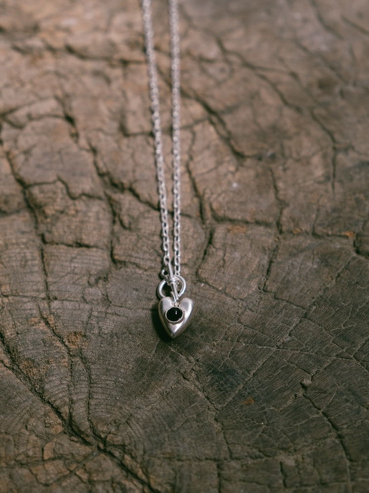 カラー:Silver × Onyx (Black)