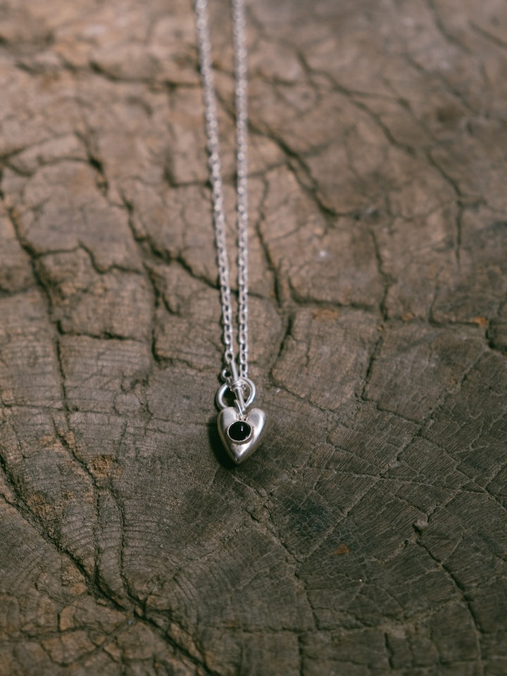 カラー:Silver × Onyx (Black)