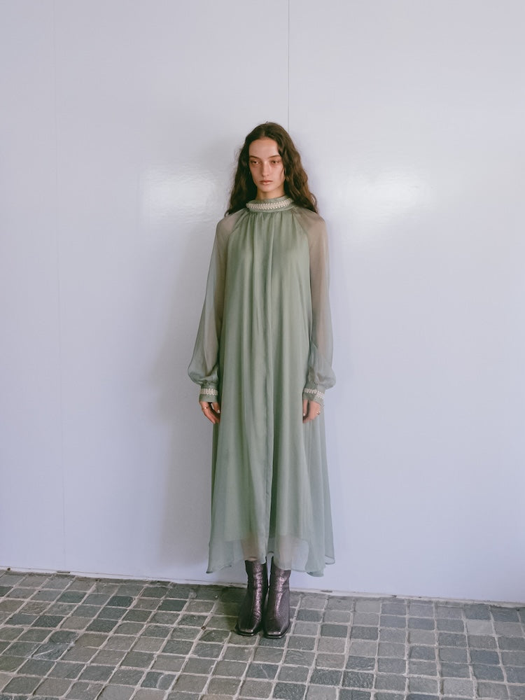 モデル身長:174cm / カラー:LightGreen