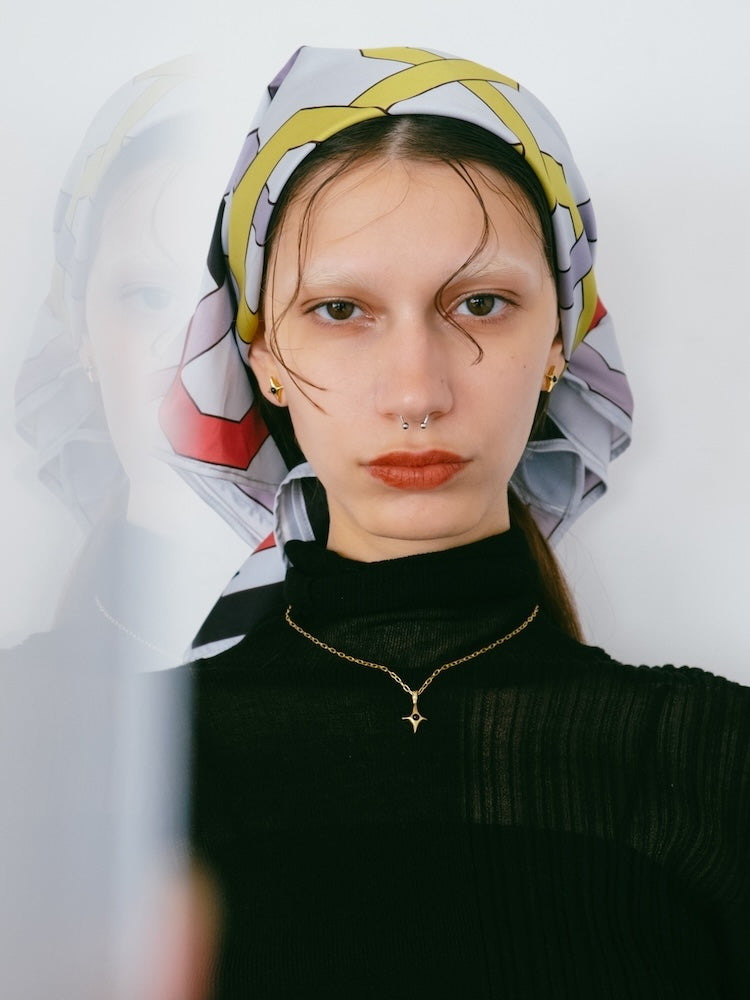 カラー:Gold × Onyx (Black)