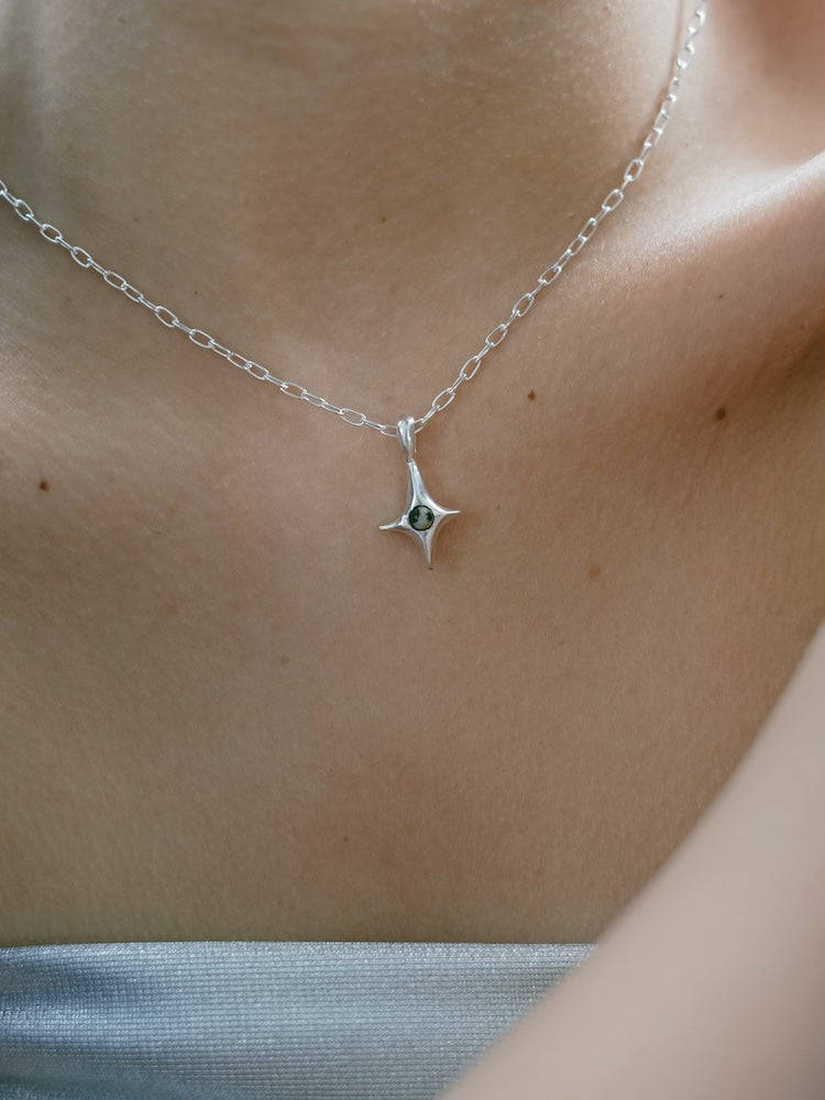 カラー:Silver × Dalmatian (Mix)