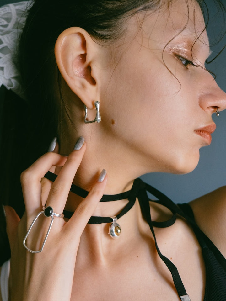 カラー:Silver × Onyx (Black)