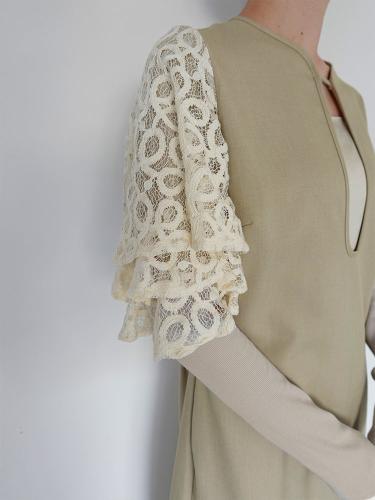 モデル身長:162cm / カラー:Beige