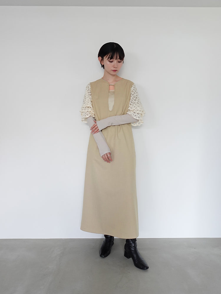 モデル身長:162cm / カラー:Beige