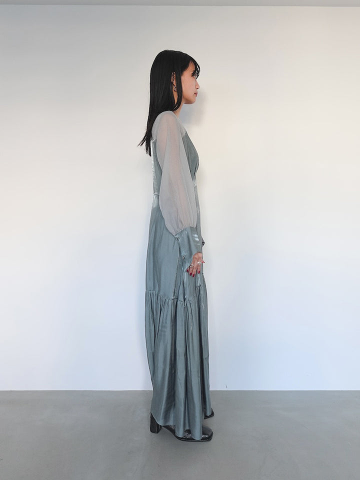 モデル身長:158cm / カラー:GrayBlue