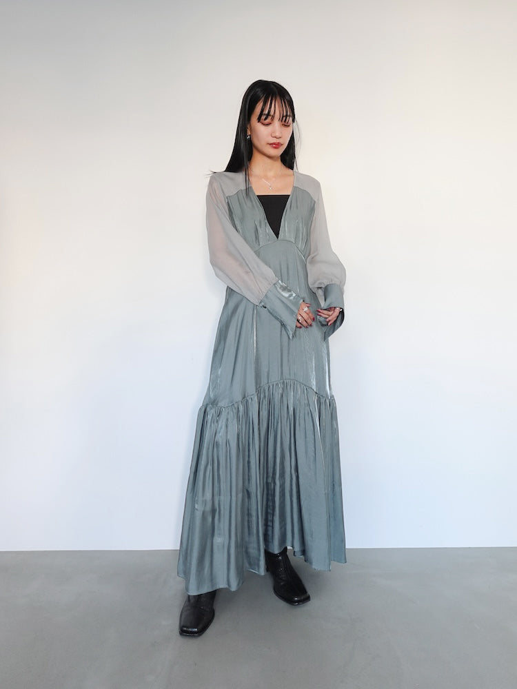 モデル身長:158cm / カラー:GrayBlue