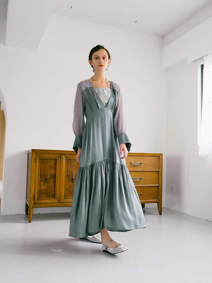 モデル身長:172cm / カラー:GrayBlue