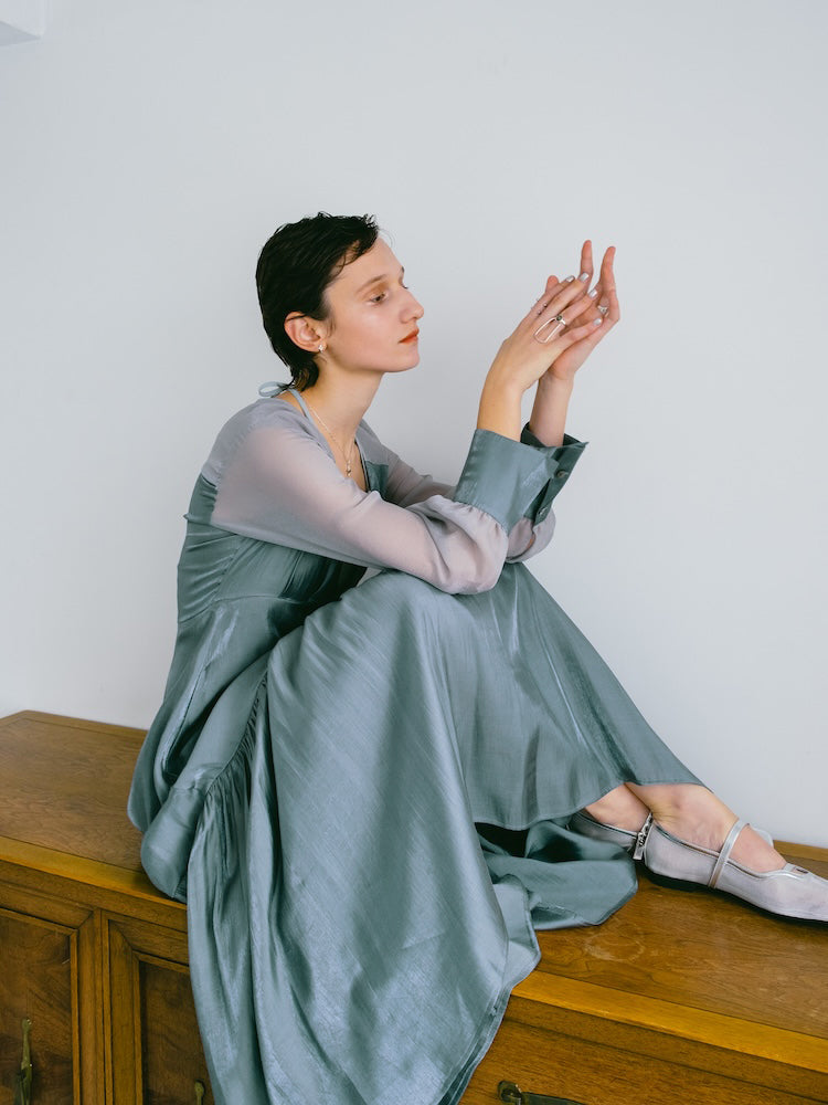 モデル身長:172cm / カラー:GrayBlue