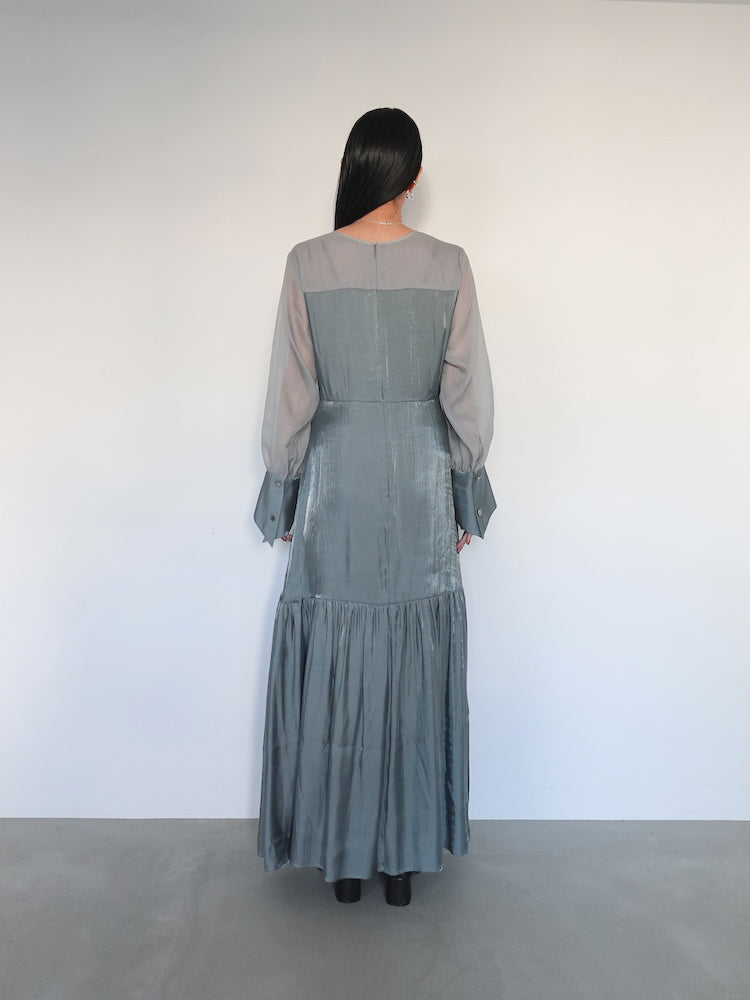 モデル身長:158cm / カラー:GrayBlue