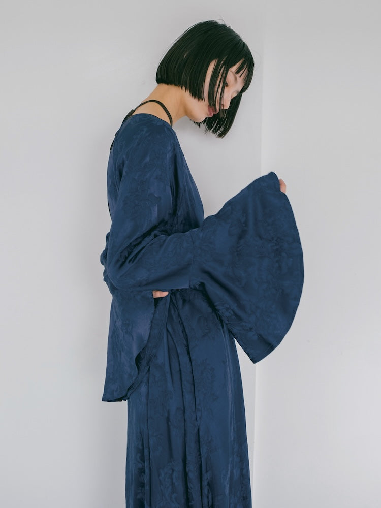 モデル身長:166cm / カラー:Blue