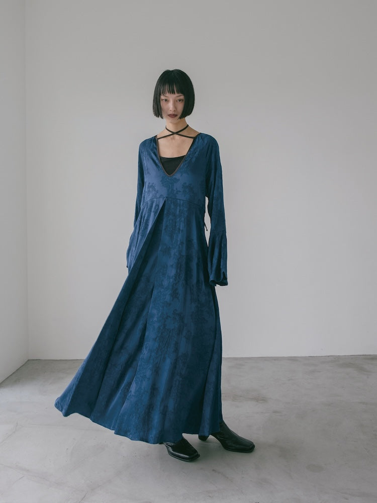 モデル身長:166cm / カラー:Blue