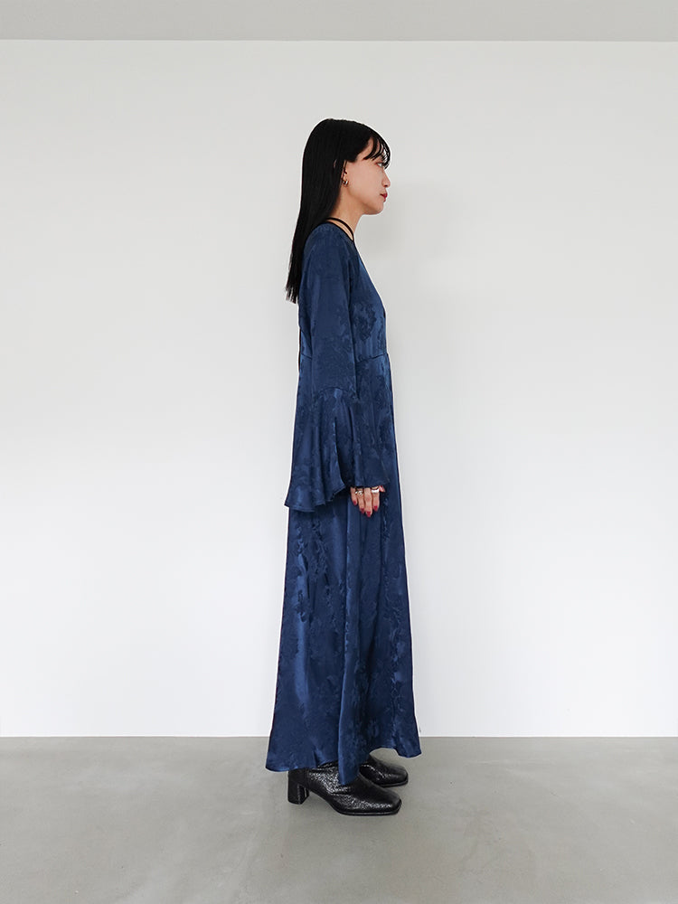 モデル身長:158cm / カラー:Blue