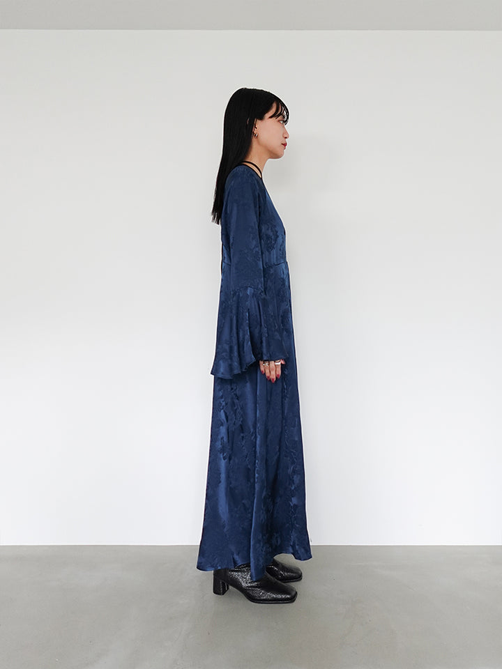 モデル身長:158cm / カラー:Blue