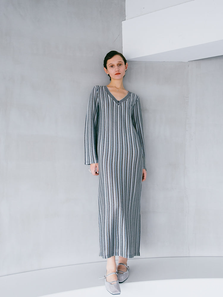 モデル身長:172cm / カラー:GrayBlue