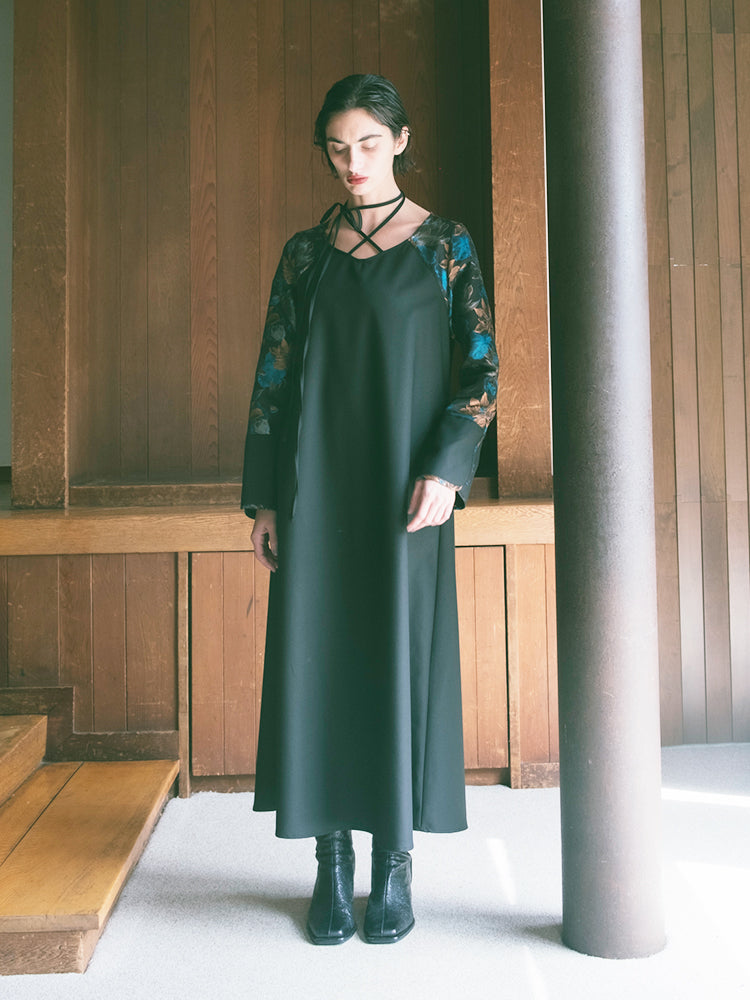 モデル身長:170cm / カラー:Black