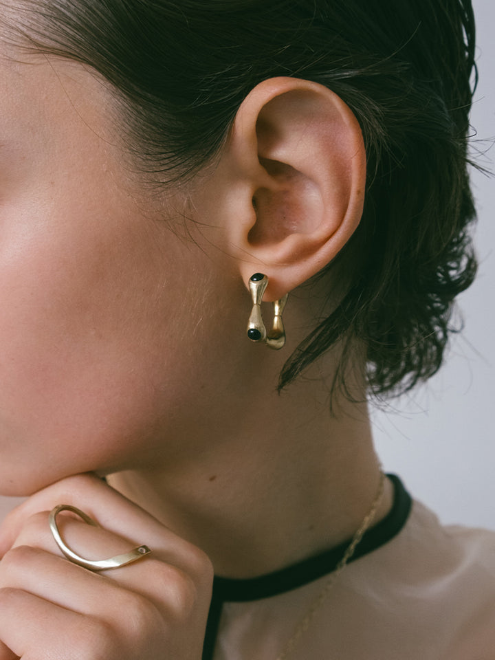 カラー:Gold × Onyx (Black)