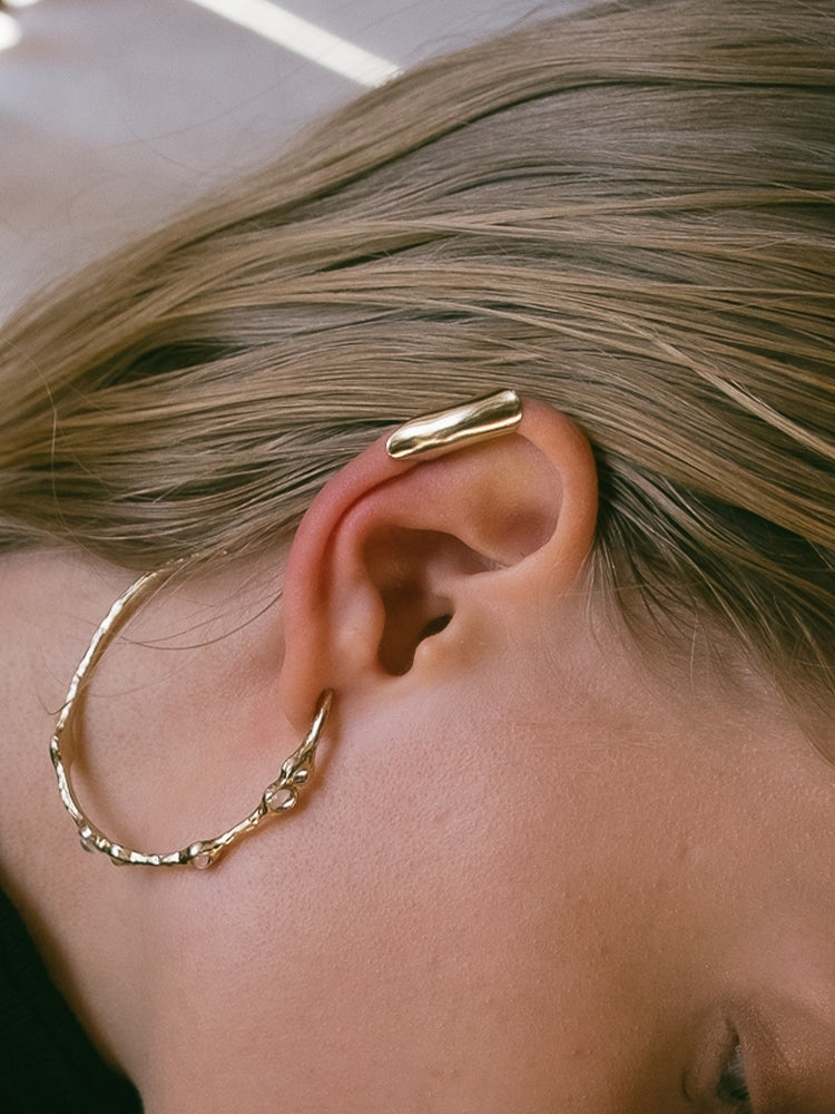 アクセサリー SYKIA Mood Magnet Earcuff SYKIA Mood Magnet Earcuff ゴールド - メルカリ