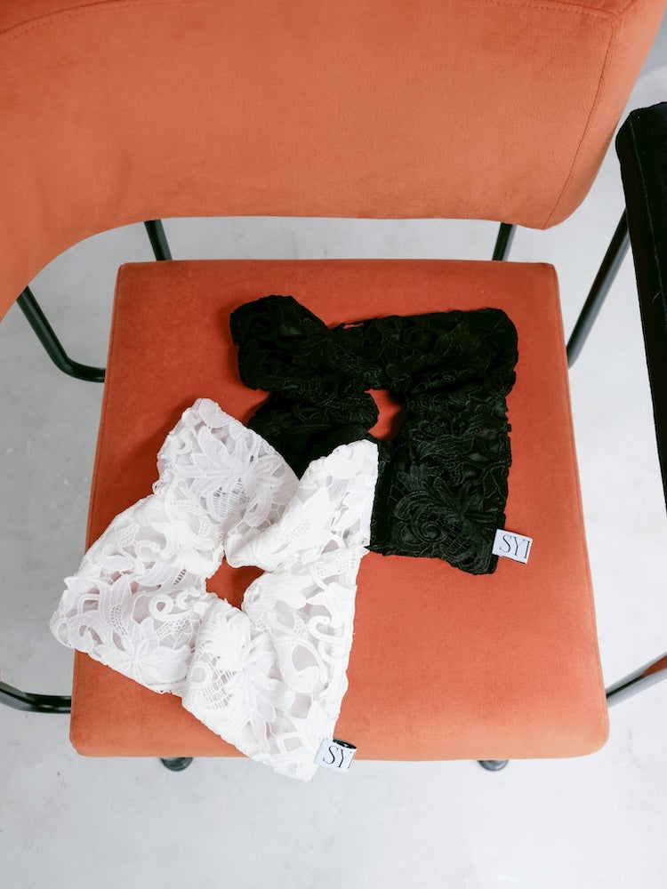 Square Lace Chouchou "Helen"