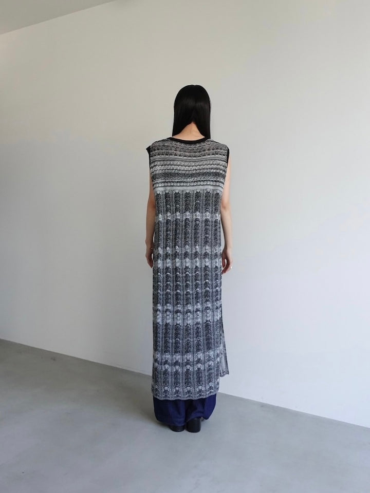 モデル身長:158cm / カラー:Black