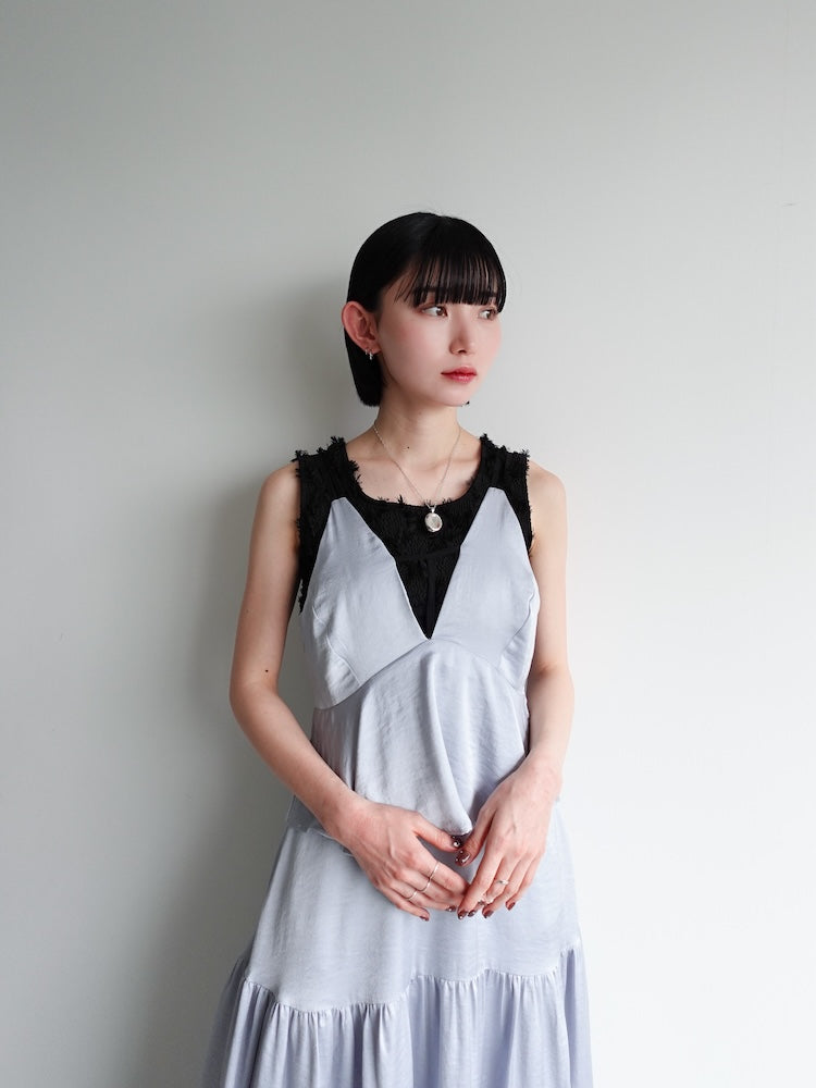 モデル身長:162cm / カラー:Black