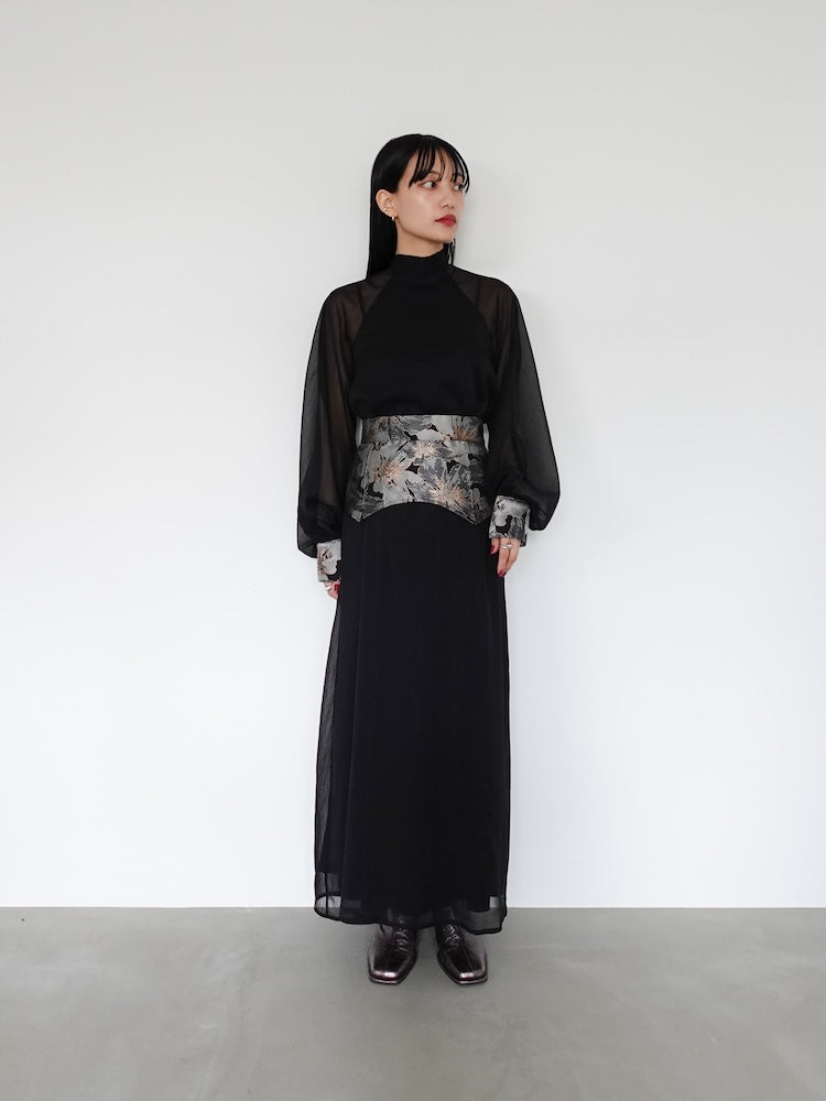 モデル身長:158cm / カラー:Black