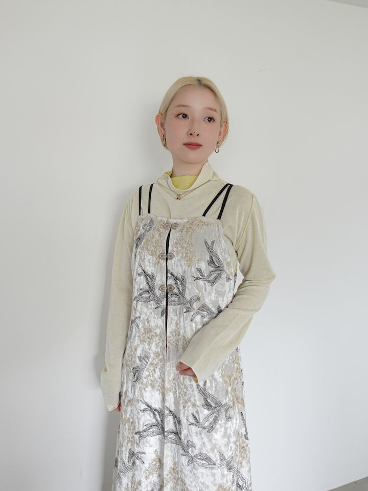 モデル身長:153cm / カラー:White