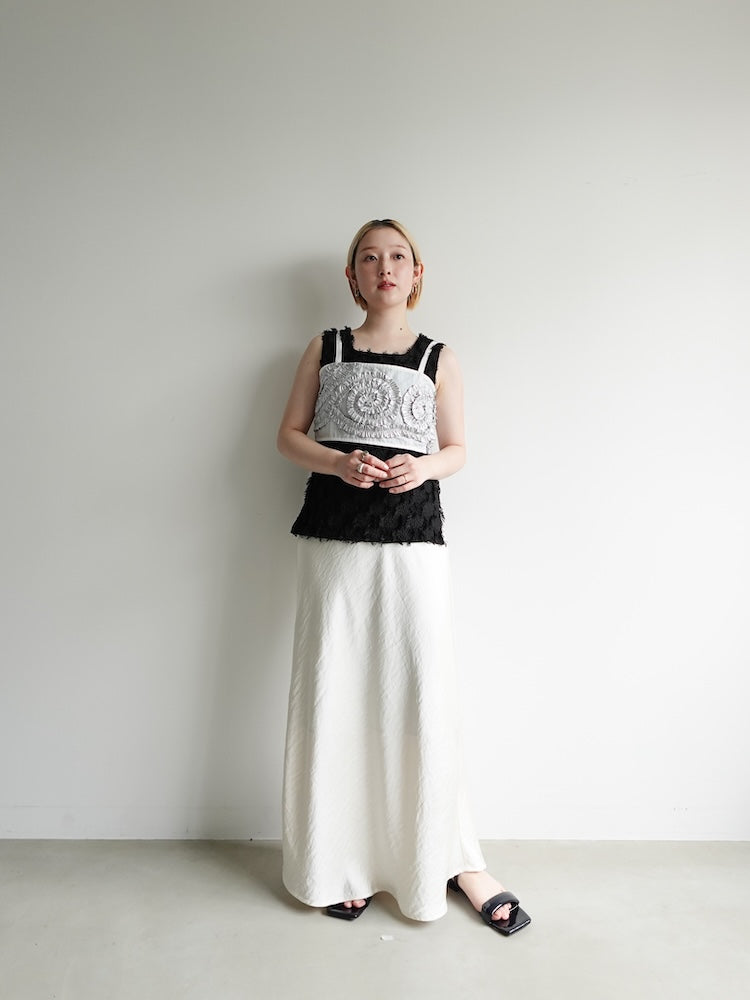 モデル身長:153cm / カラー:Black