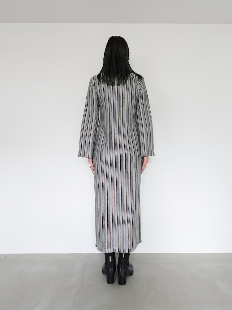 モデル身長:168cm / カラー:GrayBlue