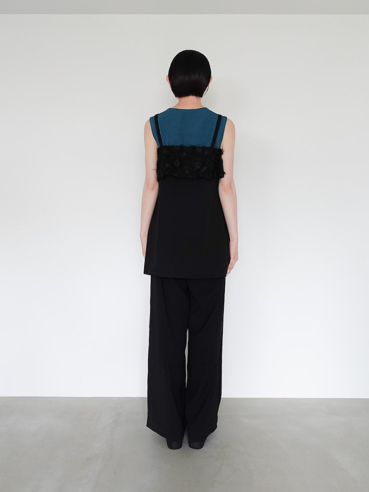 モデル身長:162cm / カラー:Black