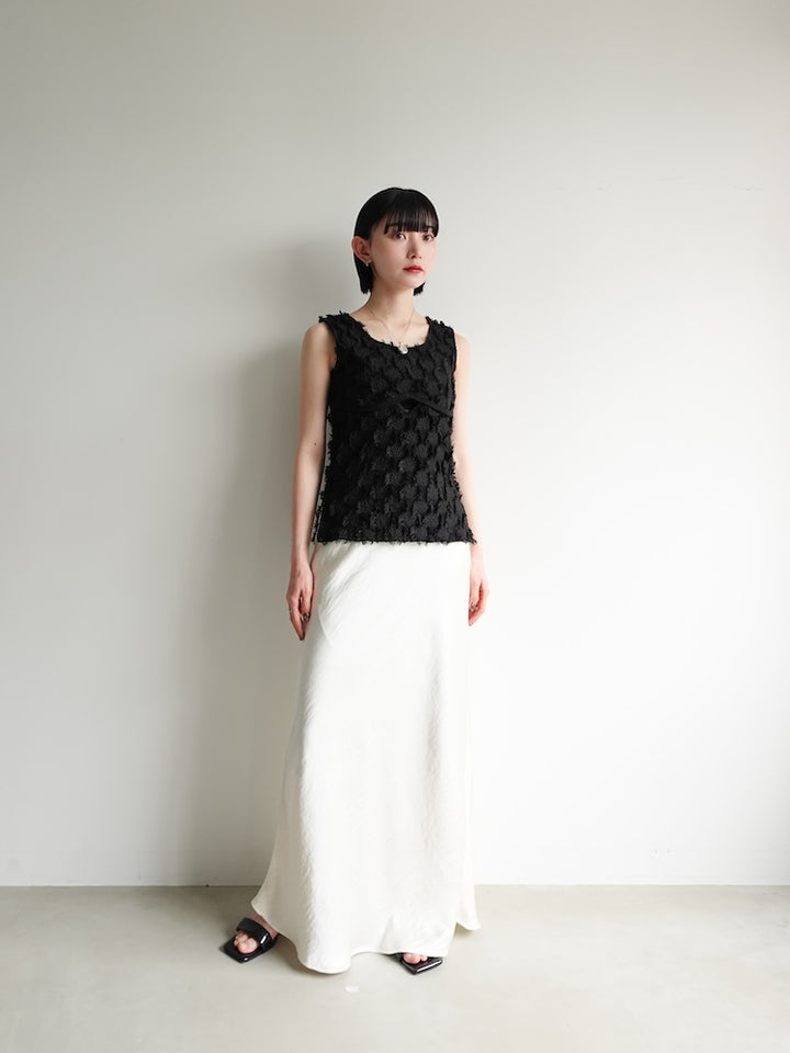 モデル身長:162cm / カラー:OffWhite / モデル着用サイズ:Mサイズ