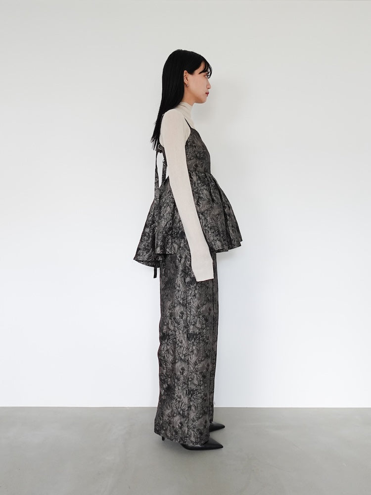 モデル身長:158cm / カラー:Black