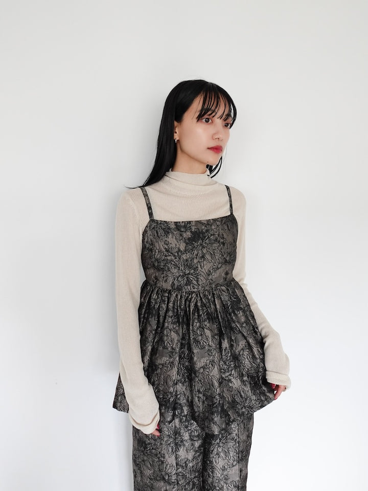 モデル身長:158cm / カラー:Black