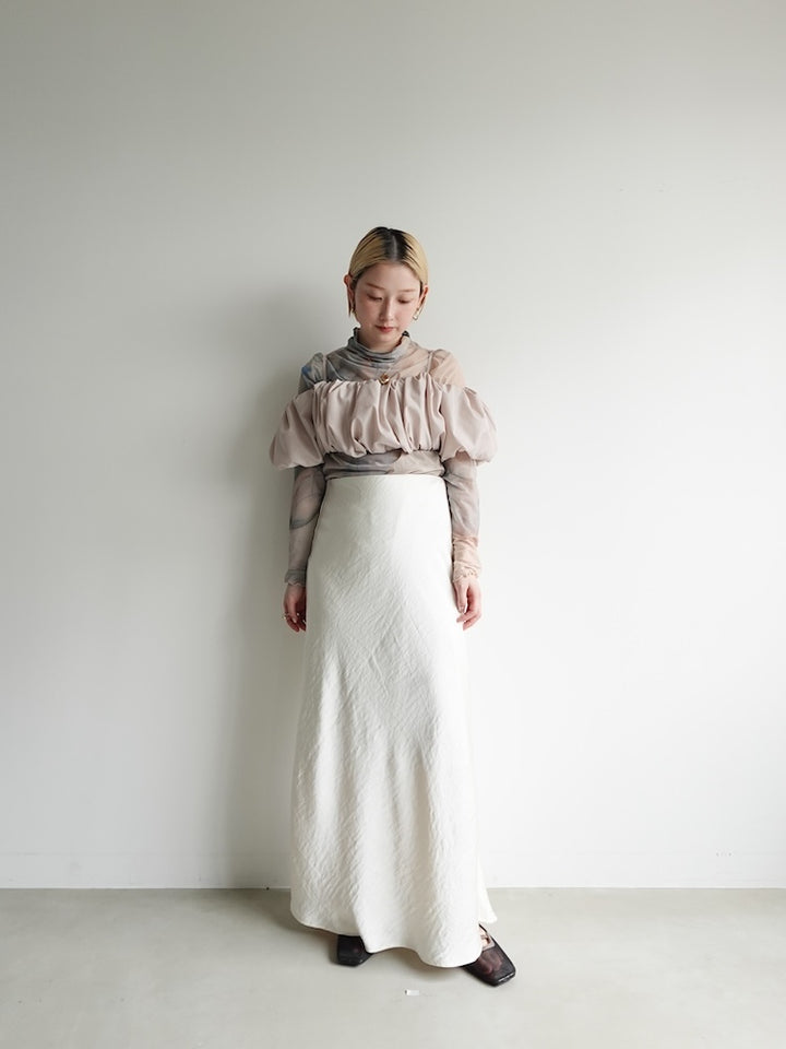 モデル身長:153cm / カラー:OffWhite / モデル着用サイズ:Mサイズ