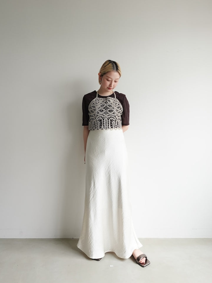 モデル身長:153cm / カラー:OffWhite / モデル着用サイズ:Mサイズ