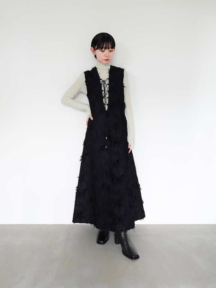 モデル身長:162cm / カラー:Black